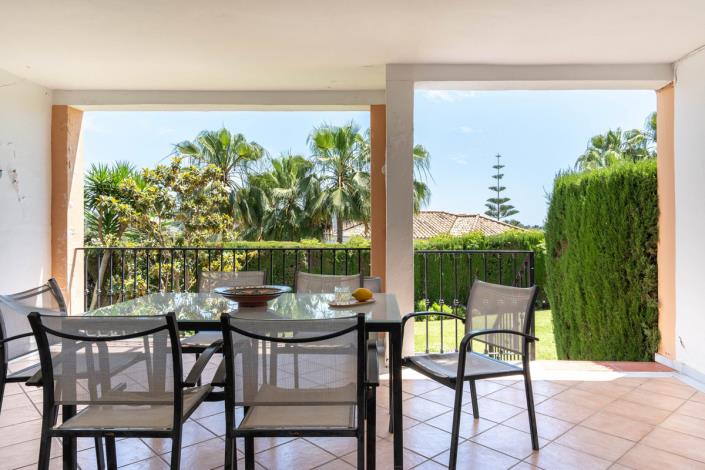Image No.1-4 Bed Townhouse for sale