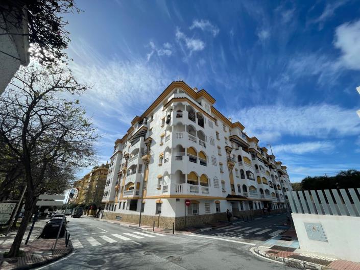 Image No.13-2 Bed Apartment for sale