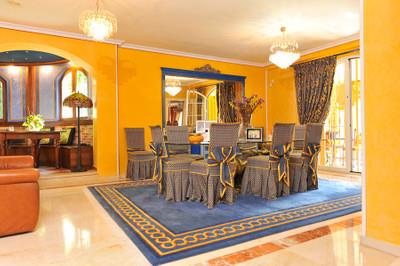 Image No.9-4 Bed Villa for sale