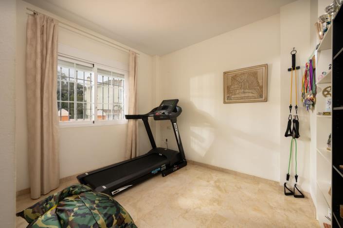 Image No.6-5 Bed Villa for sale