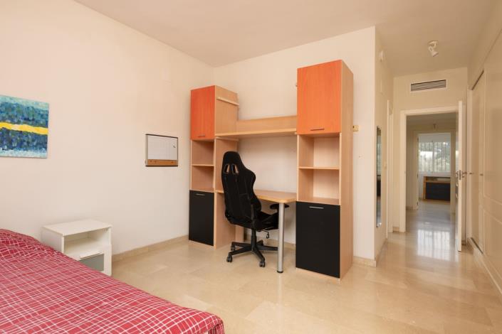 Image No.17-5 Bed Villa for sale