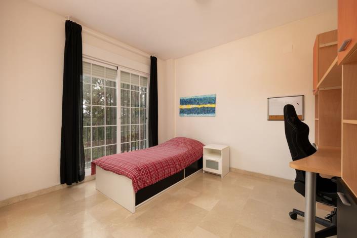 Image No.18-5 Bed Villa for sale