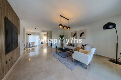 Image No.22-3 Bed Apartment for sale