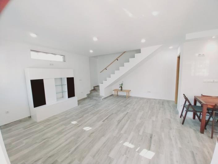 Image No.2-2 Bed Duplex for sale