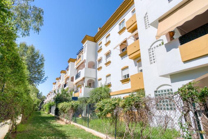 Image No.12-3 Bed Apartment for sale