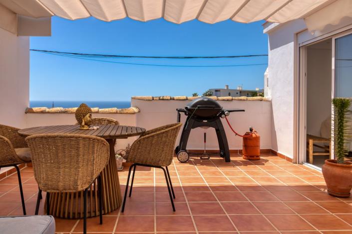 Image No.14-3 Bed Apartment for sale