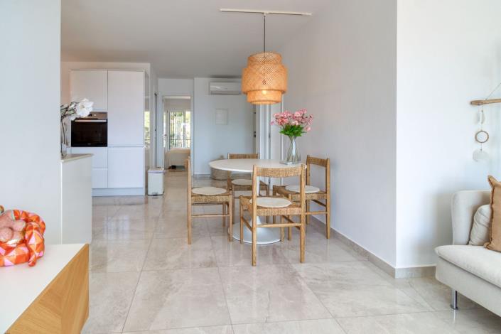 Image No.22-3 Bed Apartment for sale