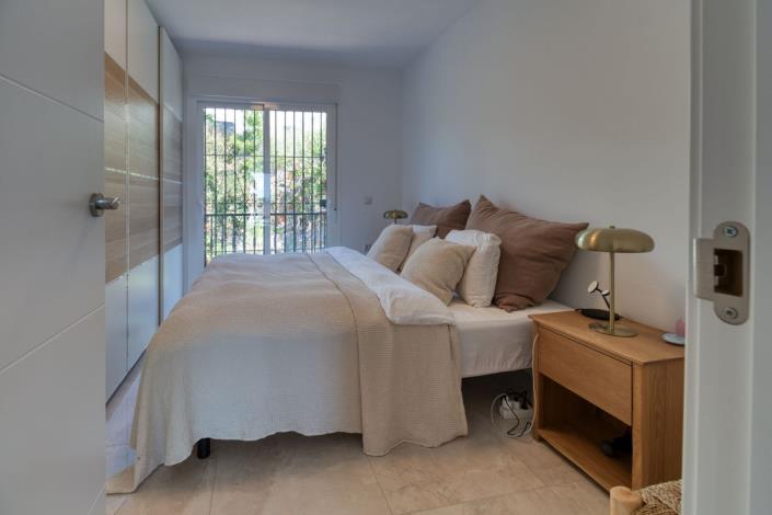 Image No.28-3 Bed Apartment for sale