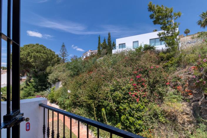 Image No.32-3 Bed Apartment for sale