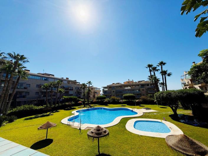 Image No.1-Appartement de 2 chambres à vendre à Torremolinos