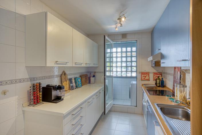 Image No.11-3 Bed Apartment for sale