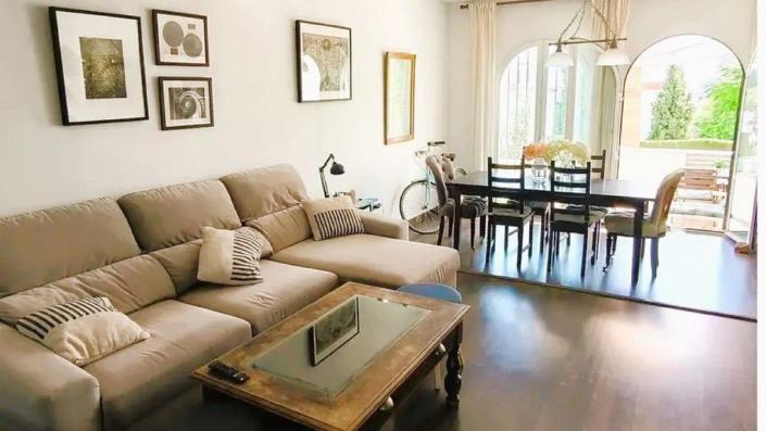 Image No.1-3 Bed Townhouse for sale