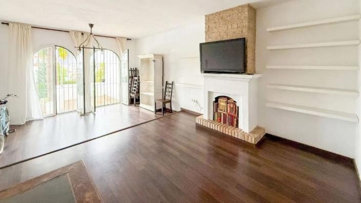 Image No.3-3 Bed Townhouse for sale