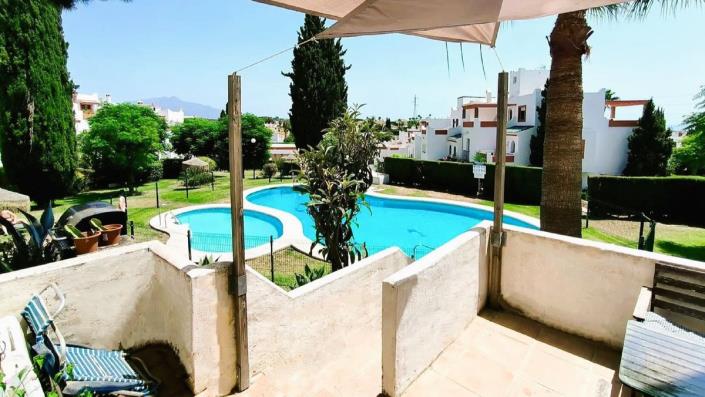 Image No.12-3 Bed Townhouse for sale