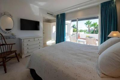 Image No.10-3 Bed Apartment for sale