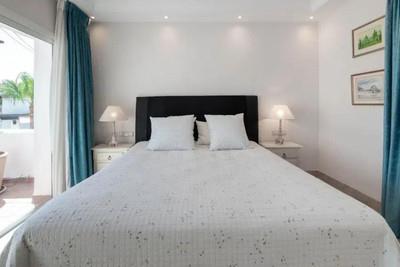 Image No.11-3 Bed Apartment for sale