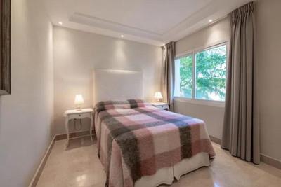 Image No.12-3 Bed Apartment for sale