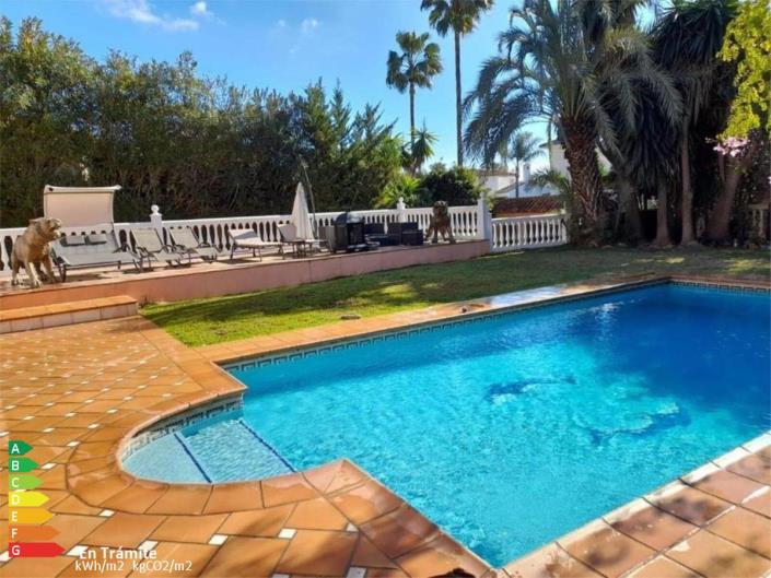 Image No.1-4 Bed Villa for sale