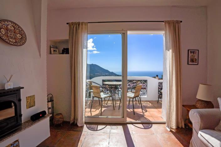 Image No.8-3 Bed Apartment for sale