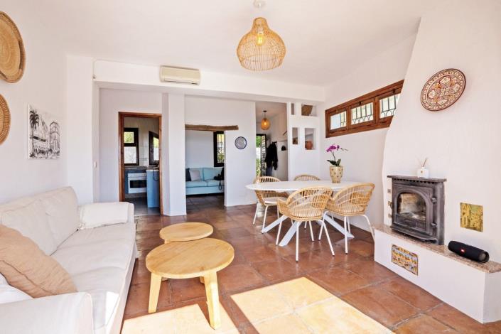 Image No.11-3 Bed Apartment for sale