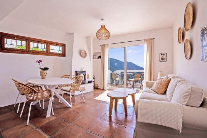 Image No.12-3 Bed Apartment for sale