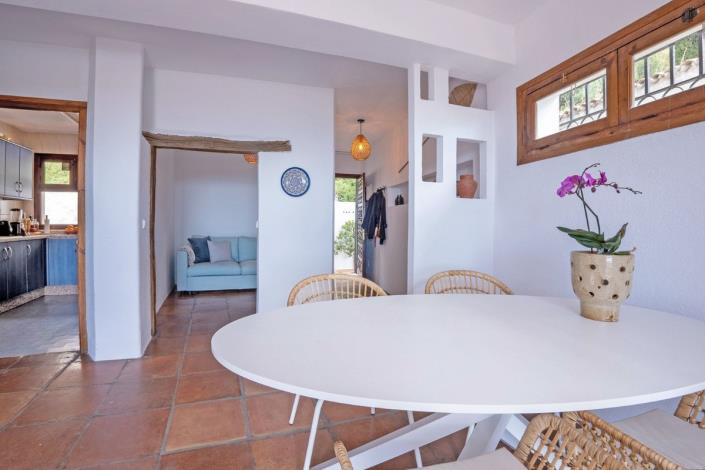 Image No.13-3 Bed Apartment for sale