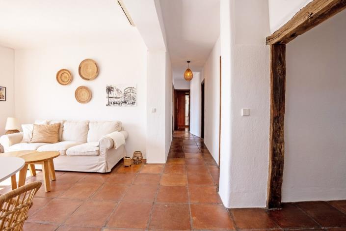 Image No.14-3 Bed Apartment for sale