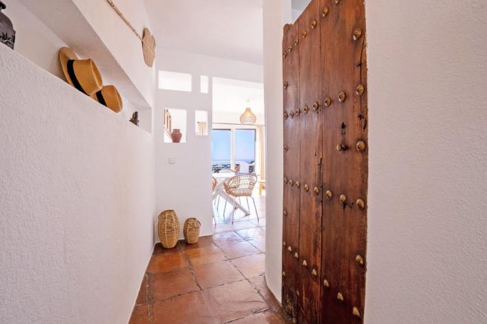 Image No.15-3 Bed Apartment for sale