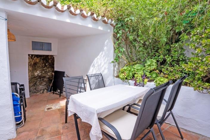 Image No.25-3 Bed Apartment for sale