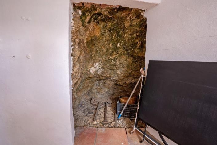 Image No.28-3 Bed Apartment for sale