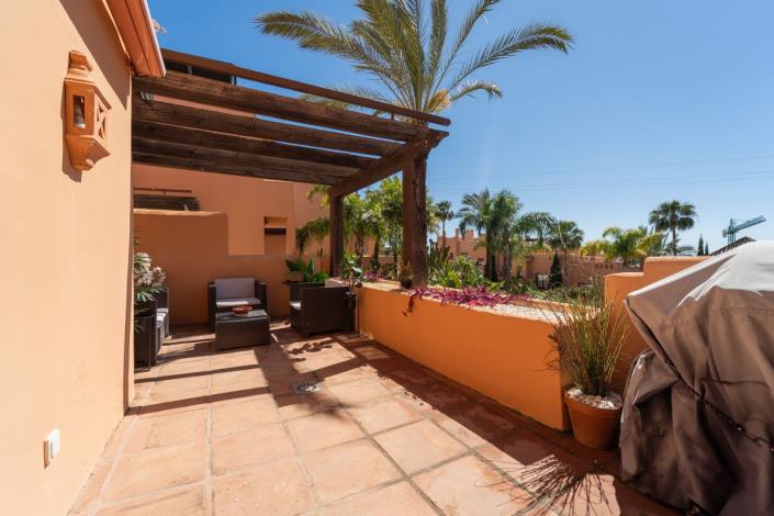 Image No.6-6 Bed Townhouse for sale