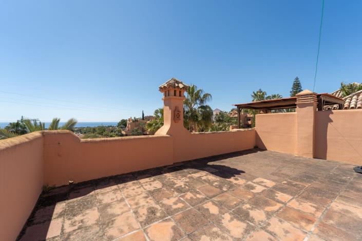 Image No.36-6 Bed Townhouse for sale