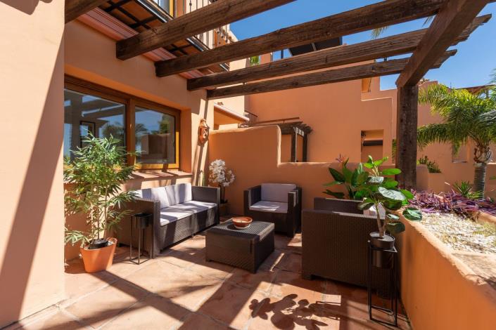 Image No.46-6 Bed Townhouse for sale