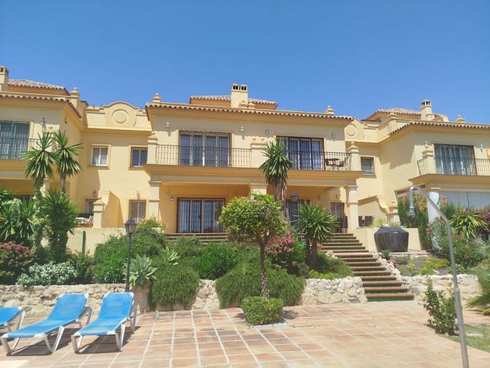 Image No.3-3 Bed Townhouse for sale