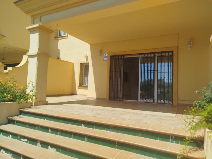 Image No.6-3 Bed Townhouse for sale