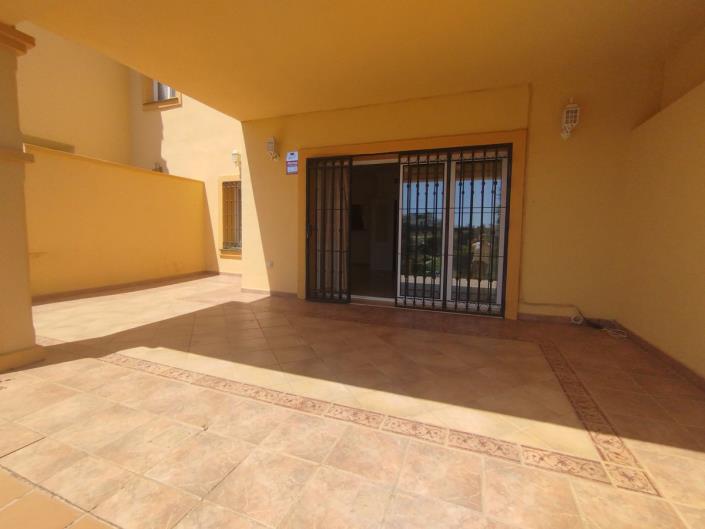 Image No.14-3 Bed Townhouse for sale