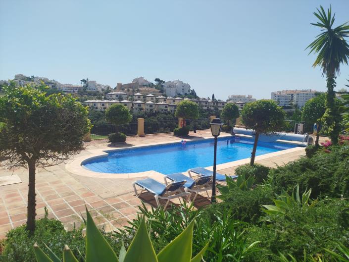 Image No.15-3 Bed Townhouse for sale