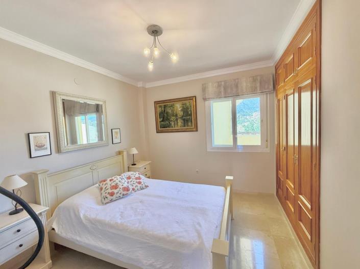 Image No.19-3 Bed Penthouse for sale