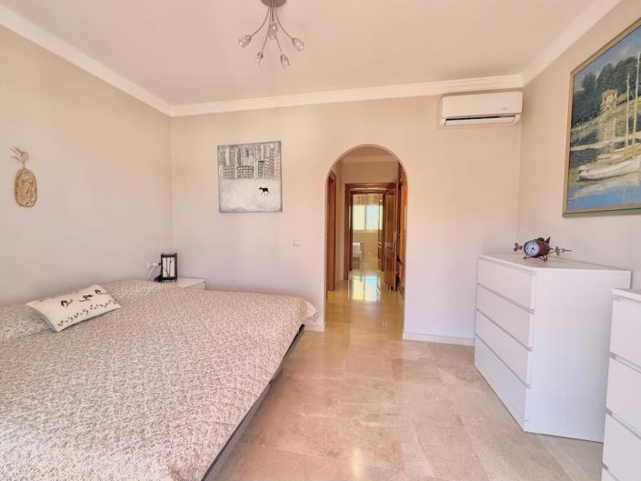 Image No.29-3 Bed Penthouse for sale