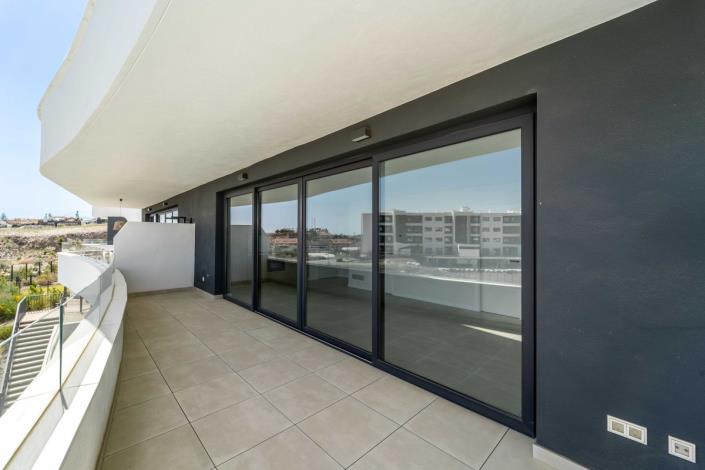 Image No.12-2 Bed Apartment for sale