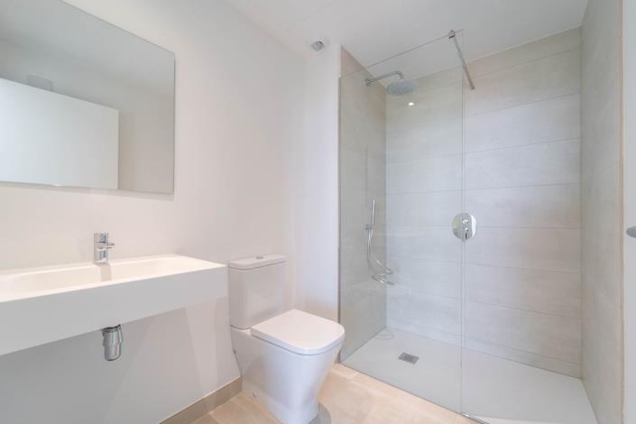 Image No.20-2 Bed Apartment for sale