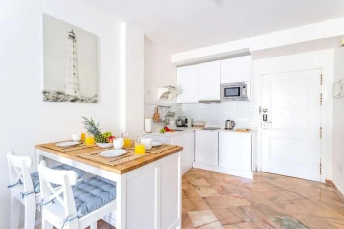 Image No.6-Studio for sale