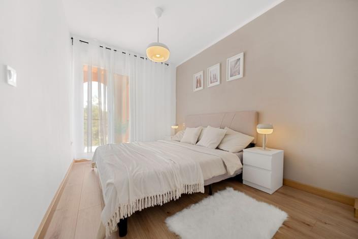 Image No.9-2 Bed Apartment for sale