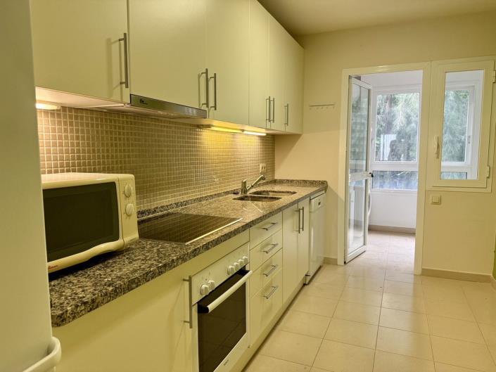 Image No.6-2 Bed Apartment for sale