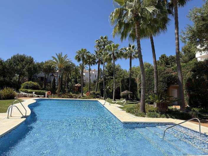 Image No.12-2 Bed Apartment for sale