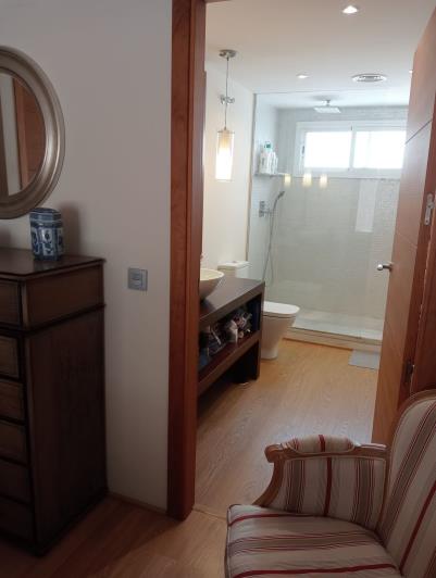 Image No.7-4 Bed Townhouse for sale