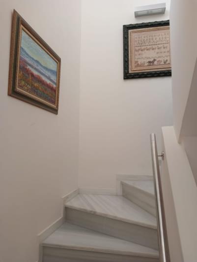 Image No.10-4 Bed Townhouse for sale