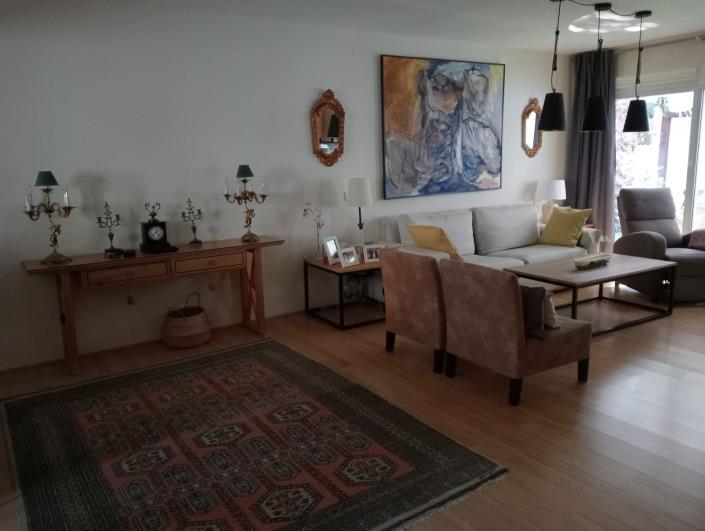 Image No.37-4 Bed Townhouse for sale