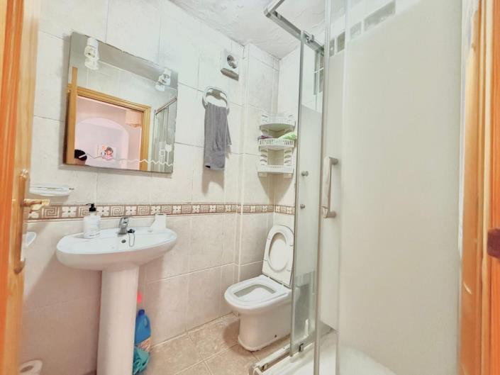 Image No.11-3 Bed Apartment for sale