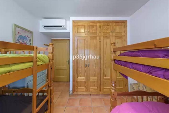 Image No.15-Villa / Détaché de 6 chambres à vendre à Estepona